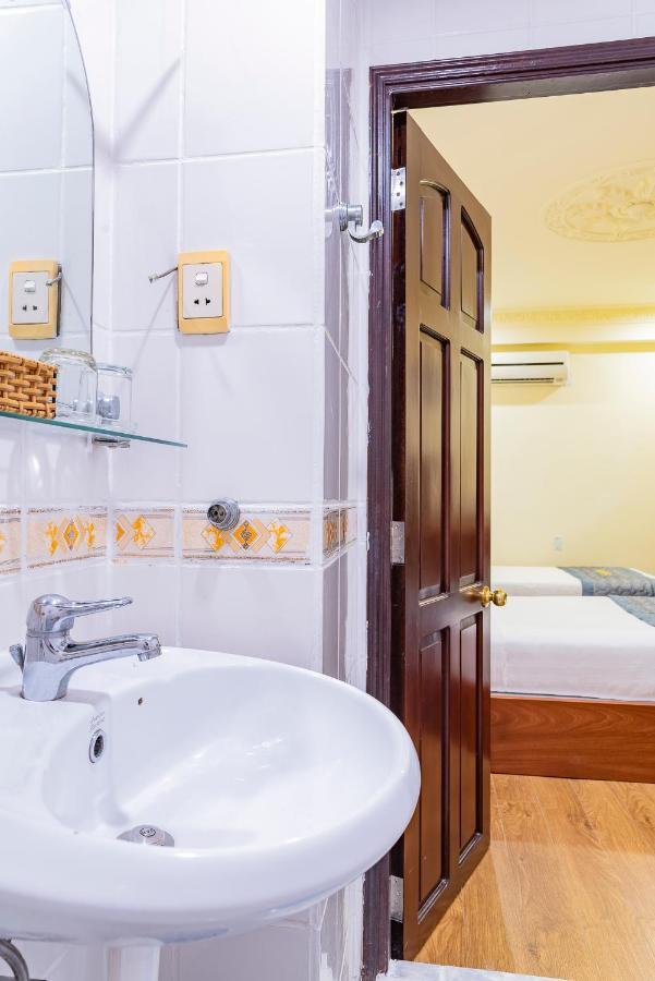 Cosmo Square Hotel Ho Či Minovo Město Exteriér fotografie